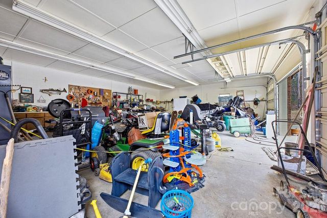 1906 Dogwood Vista, Lenoir, NC 28645