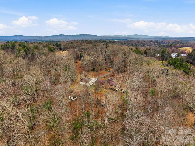 1906 Dogwood Vista, Lenoir, NC 28645