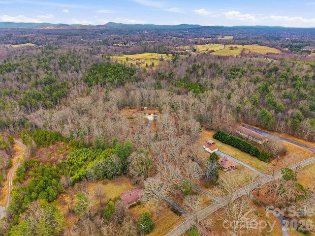 1906 Dogwood Vista, Lenoir, NC 28645