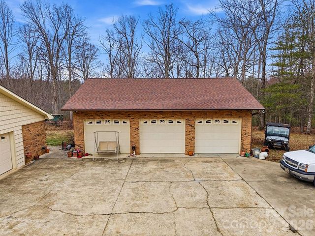 1906 Dogwood Vista, Lenoir, NC 28645
