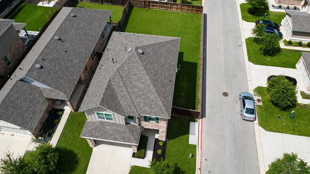 521 Lady Swiss LN, Hutto, TX 78634