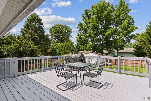 4281 Polaris Course, Clay, NY 13090