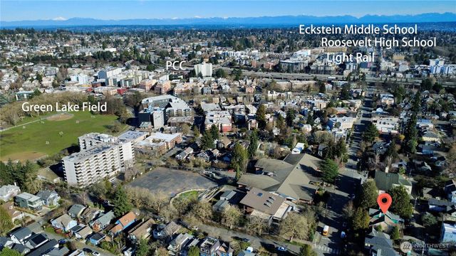 2401 N 65th Street, Seattle, WA 98103