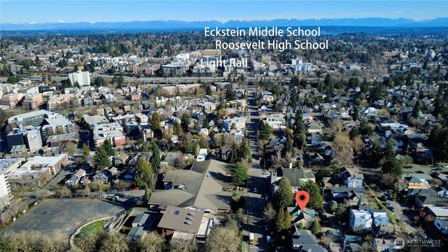 2401 N 65th Street, Seattle, WA 98103