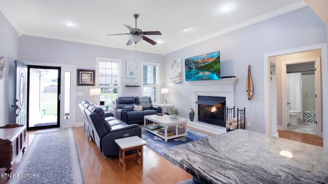 136 Thoroughbred Drive, Cleveland, TN 37312