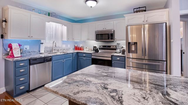 136 Thoroughbred Drive, Cleveland, TN 37312