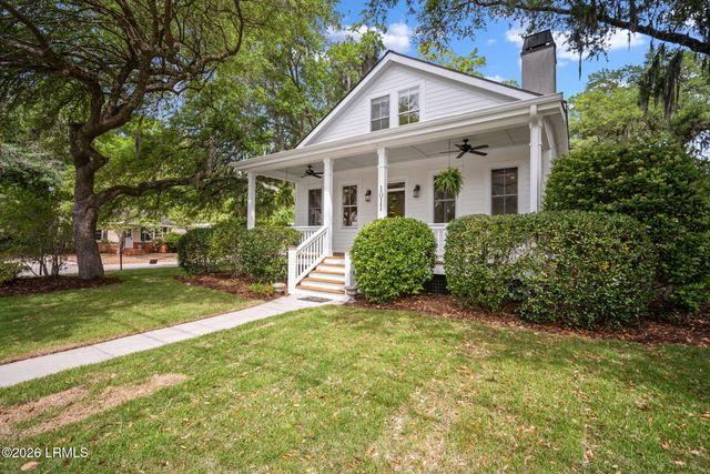 1011 Calhoun Street, Beaufort, SC 29902