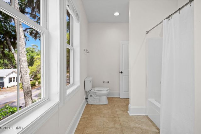 1011 Calhoun Street, Beaufort, SC 29902