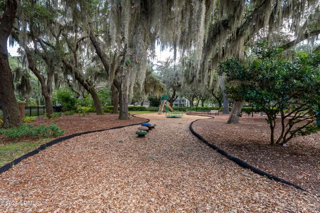 1011 Calhoun Street, Beaufort, SC 29902