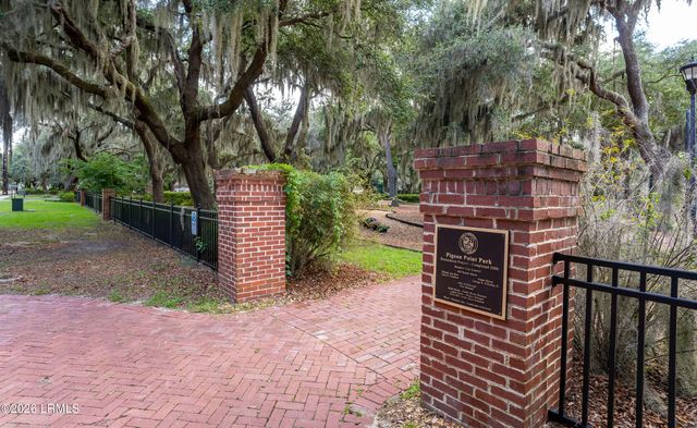 1011 Calhoun Street, Beaufort, SC 29902