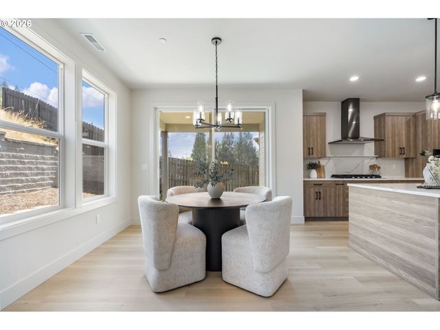 16705 Ne 38TH Ave, Vancouver, WA 98686