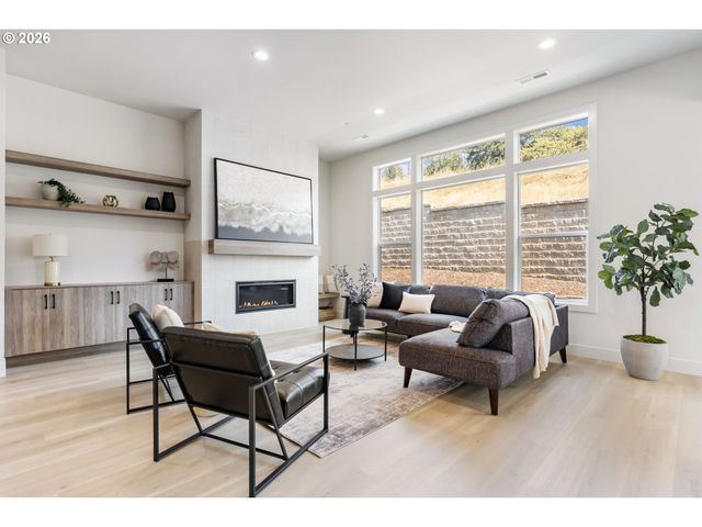 16705 Ne 38TH Ave, Vancouver, WA 98686