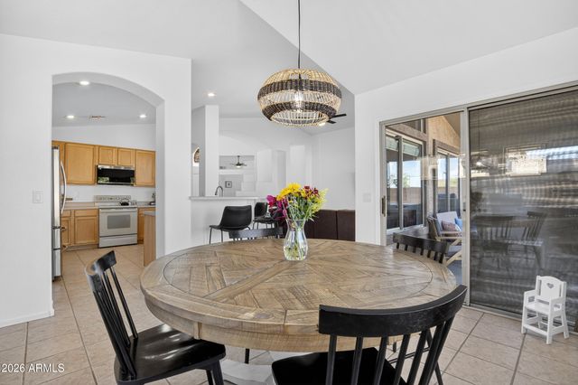 10214 E OLLA Avenue, Mesa, AZ 85212