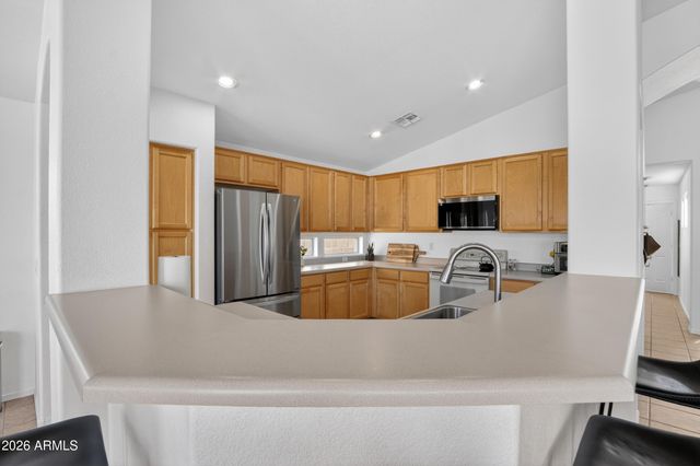 10214 E OLLA Avenue, Mesa, AZ 85212