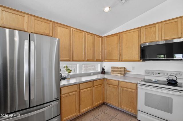 10214 E OLLA Avenue, Mesa, AZ 85212