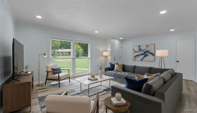326 38th, Tuscaloosa, AL 35405