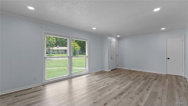 326 38th, Tuscaloosa, AL 35405