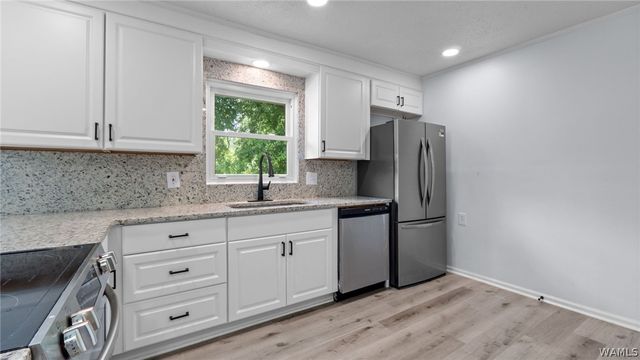 326 38th, Tuscaloosa, AL 35405