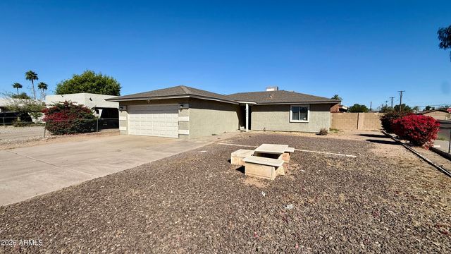 4502 W EDGEMONT Avenue, Phoenix, AZ 85035