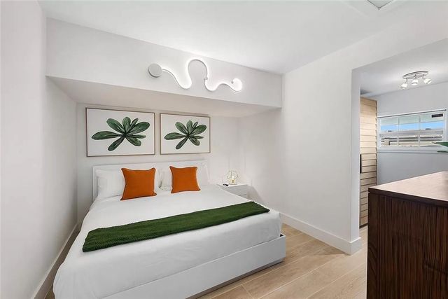 530 SW 11th Avenue, Fort Lauderdale, FL 33312