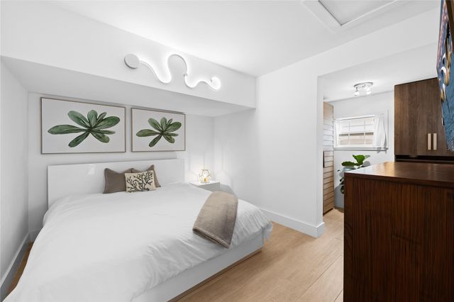 530 SW 11th Avenue, Fort Lauderdale, FL 33312