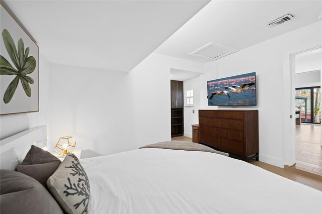 530 SW 11th Avenue, Fort Lauderdale, FL 33312