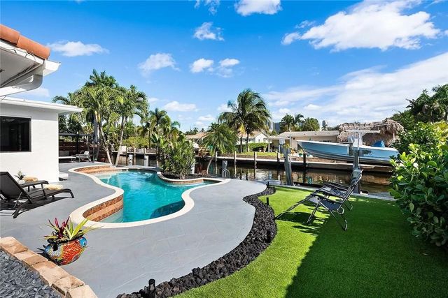 530 SW 11th Avenue, Fort Lauderdale, FL 33312