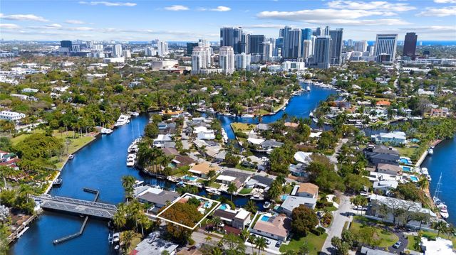 530 SW 11th Avenue, Fort Lauderdale, FL 33312