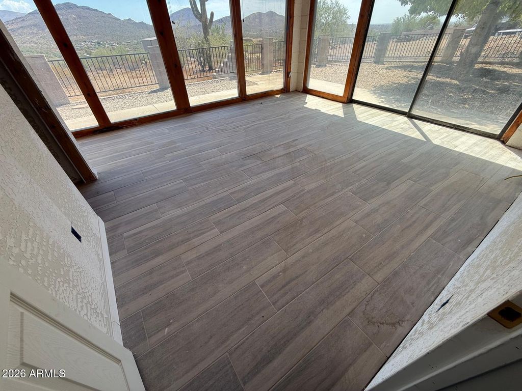 43950 N 11TH Avenue, New River, AZ 85087 — photo 2