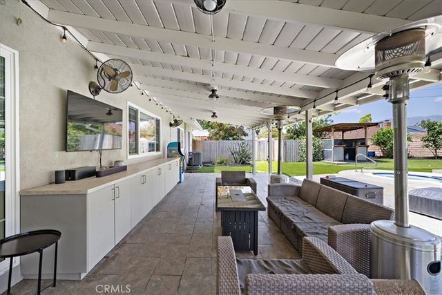 1829 Palopinto Avenue, Glendora, CA 91741