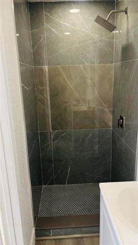 6456 WILLOW WOOD LANE, Tampa, FL 33634