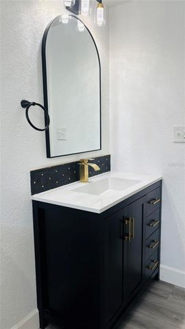 6456 WILLOW WOOD LANE, Tampa, FL 33634