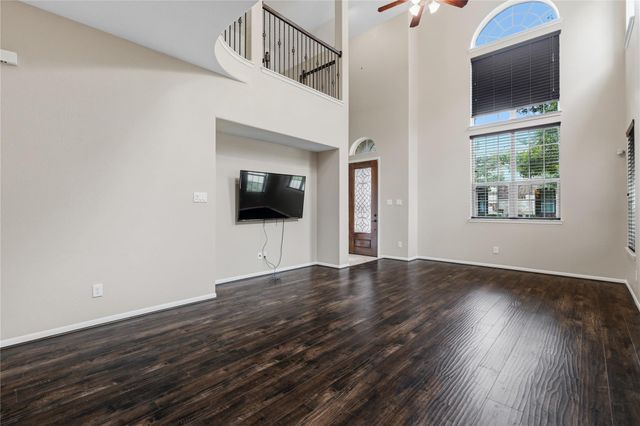 9131 Solvista Pass Lane, Houston, TX 77070