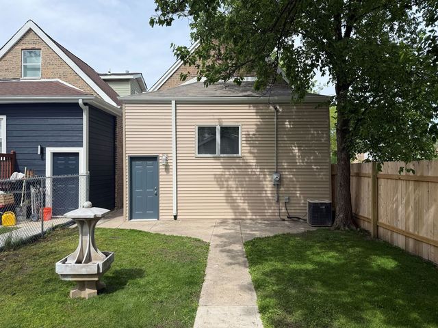 6405 S Paulina Street, Chicago, IL 60636