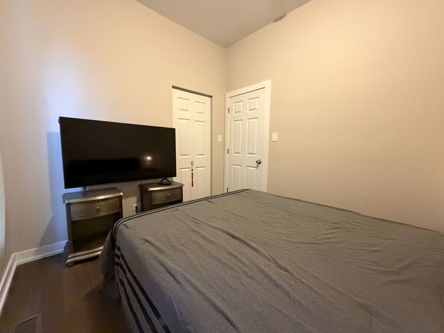 6405 S Paulina Street, Chicago, IL 60636