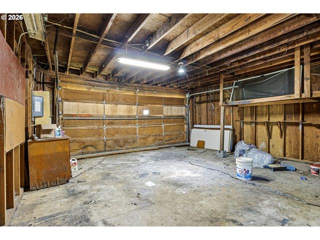 531 Nw HARRISON St, Canyonville, OR 97417