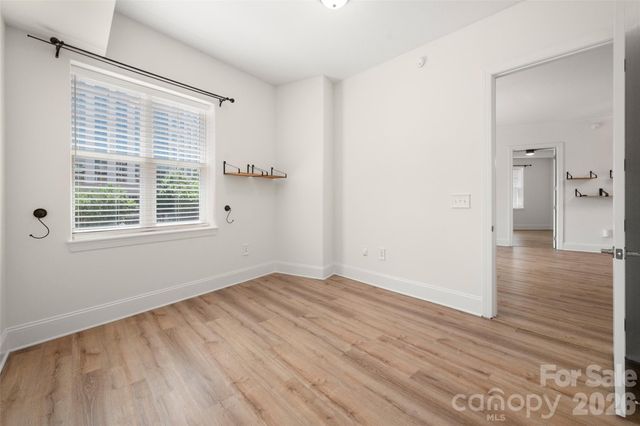 4620 Piedmont Row Drive 304, Charlotte, NC 28210