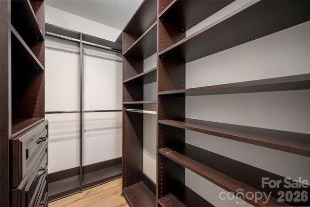 4620 Piedmont Row Drive 304, Charlotte, NC 28210