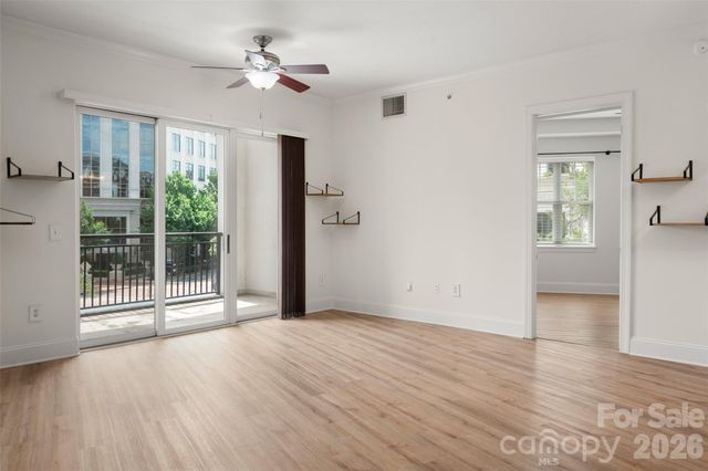 4620 Piedmont Row Drive 304, Charlotte, NC 28210