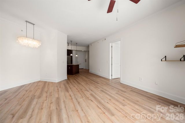 4620 Piedmont Row Drive 304, Charlotte, NC 28210