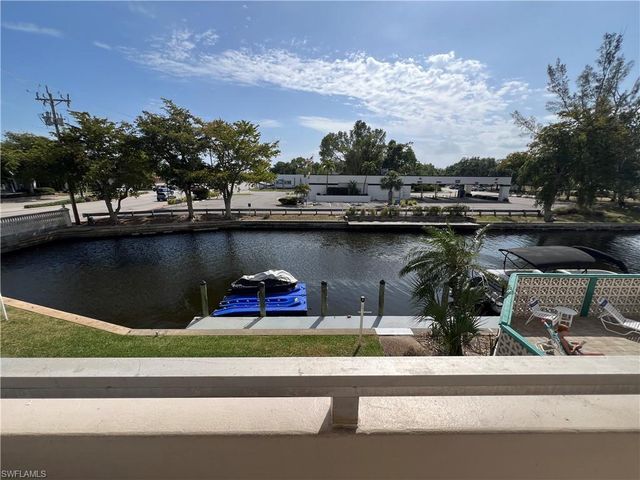 4803 Sunset CT # 106, Cape Coral, FL 33904