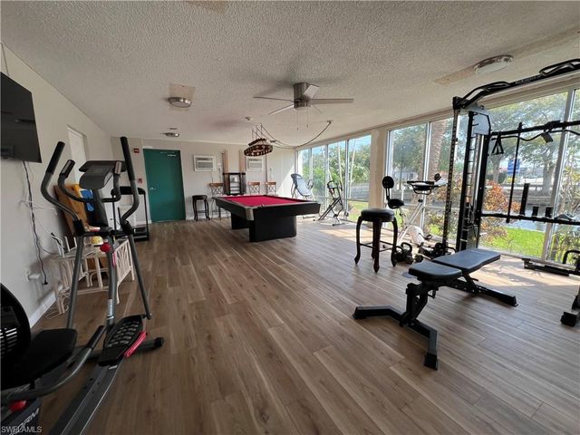 4803 Sunset CT # 106, Cape Coral, FL 33904