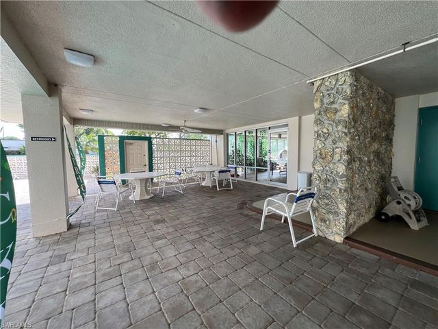 4803 Sunset CT # 106, Cape Coral, FL 33904