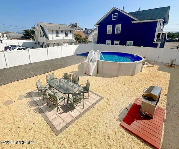 28 Central Avenue, Point Pleasant Beach, NJ 08742