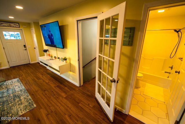 28 Central Avenue, Point Pleasant Beach, NJ 08742