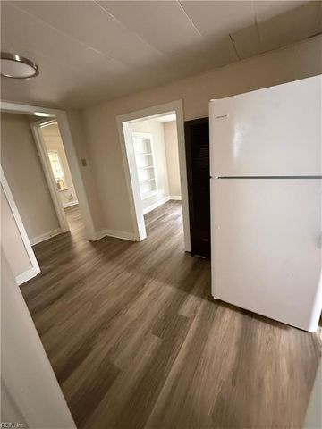 8524 Chapin ST, Norfolk, VA 23503