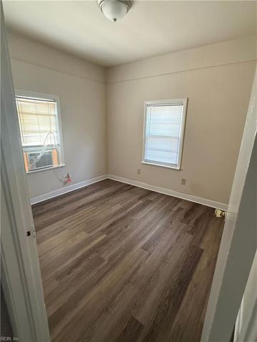 8524 Chapin ST, Norfolk, VA 23503