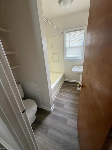 8524 Chapin ST, Norfolk, VA 23503