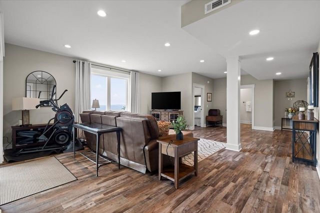 4965 Crockett Pointe Road, Jasper, TN 37347