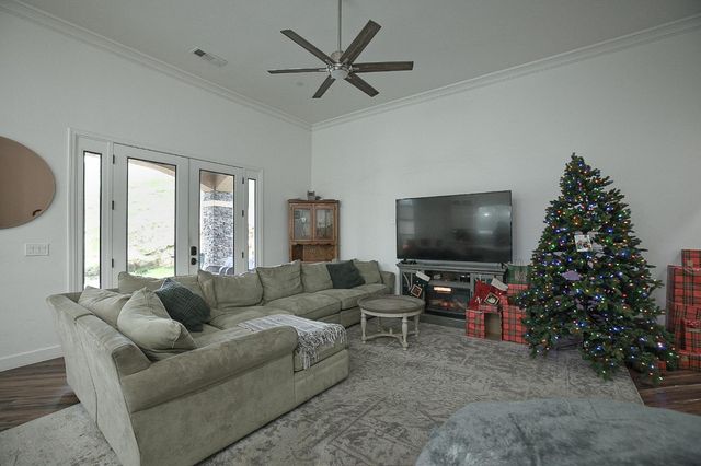 43243 Long Hollow Drive, Coarsegold, CA 93614